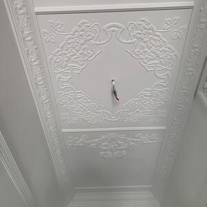 Installation coming along nicely for a project in Balmain by @sowdenbuilding 

Silver Cornices products featured - Cabbage Palm ceiling panels, SCR1 ceiling rose, SC11 & SC60 cornices

#sowdenbuilding #silvercornices #allplasta #balmain #decorativeplaster #ceilingpanels #ceilingroses #handmade #interiorsolutions #ceilingdesign #interiordesign #interiordecor